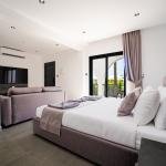 Comfort Double Room with Sofa Bed, Private Terrace, Pool & Mountain View